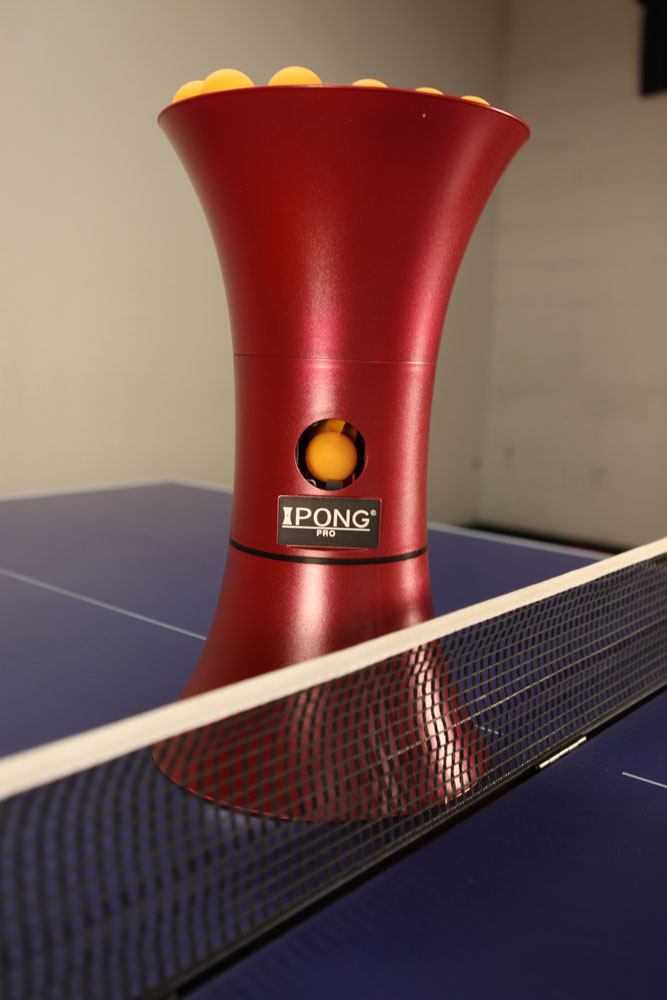 IPONG Pro Table Tennis Robot Includes 100 training balls eBay